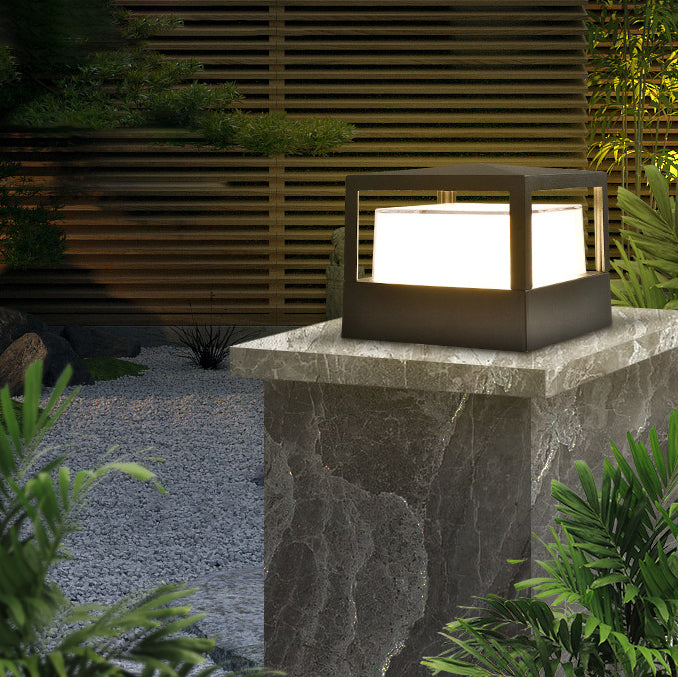 Tubo | Aluminum Cylinder LED Landscape Light, Modern Outdoor Garden Path Light, Square or Round