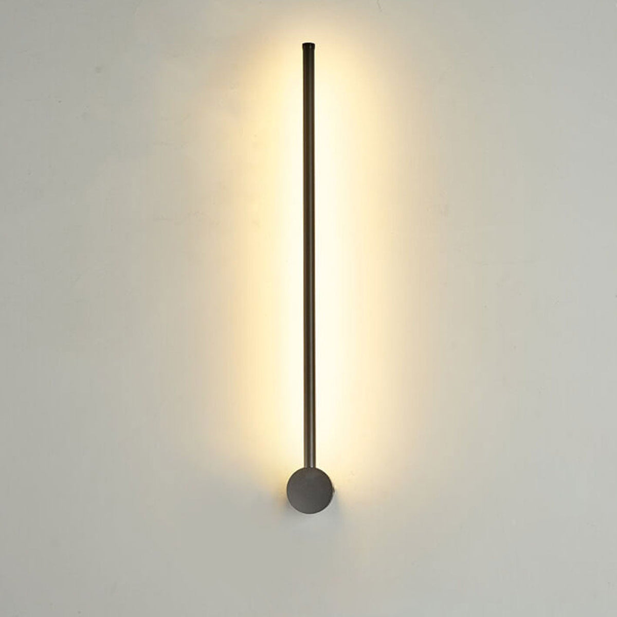 Filo | Slim Aluminum LED Wall Sconce Strip, Modern Linear Wall Light in Black or Gold for Bedroom and Hallway
