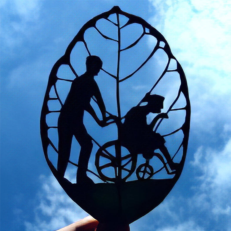 Foglia | Black Metal Leaf Sculpture, Symbolic Keepsake Gift for Mother&