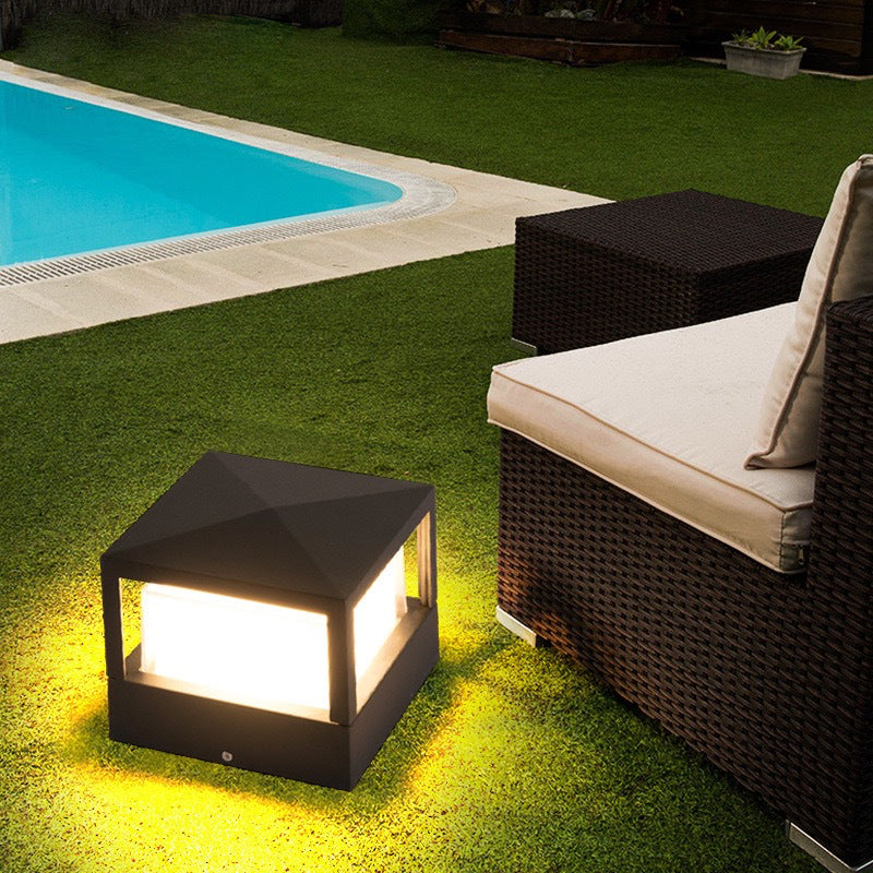 Tubo | Aluminum Cylinder LED Landscape Light, Modern Outdoor Garden Path Light, Square or Round