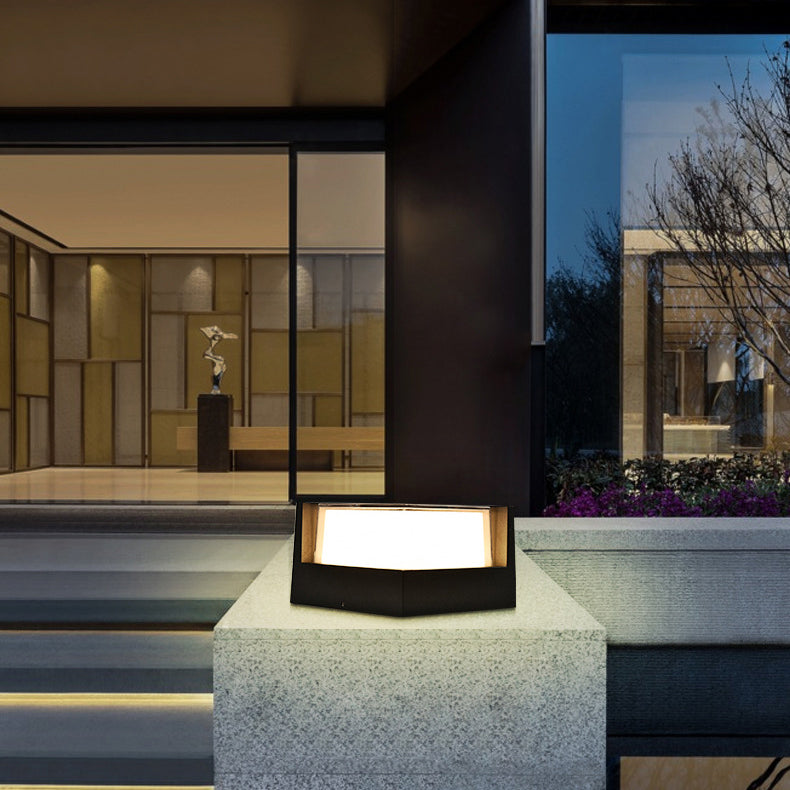 Tubo | Aluminum Cylinder LED Landscape Light, Modern Outdoor Garden Path Light, Square or Round