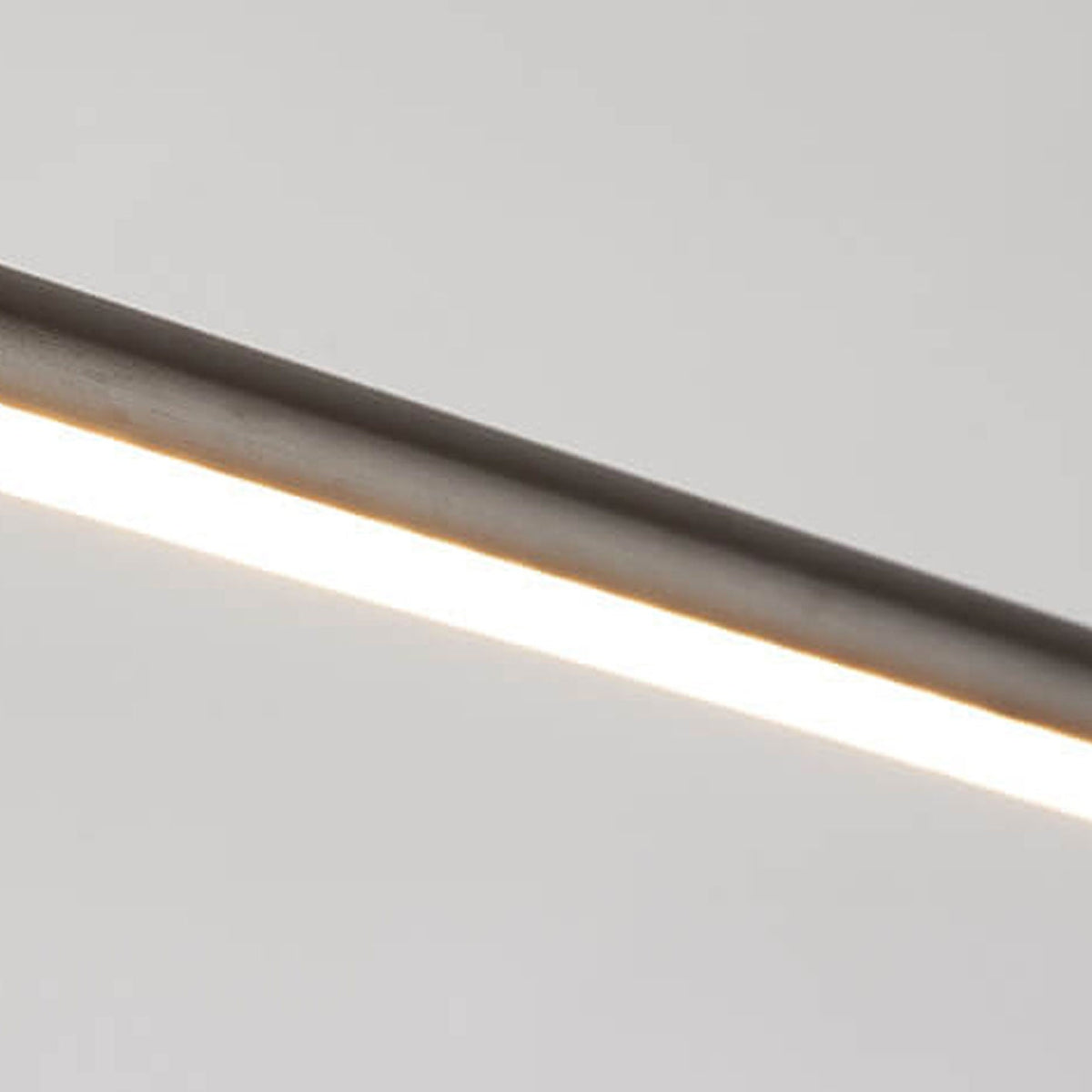 Filo | Slim Aluminum LED Wall Sconce Strip, Modern Linear Wall Light in Black or Gold for Bedroom and Hallway