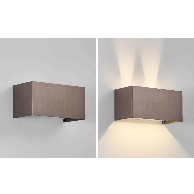 Quadro | Flat Square LED Wall Sconce, Bright Modern Aluminum Wall Light in Five Finishes for Entryway