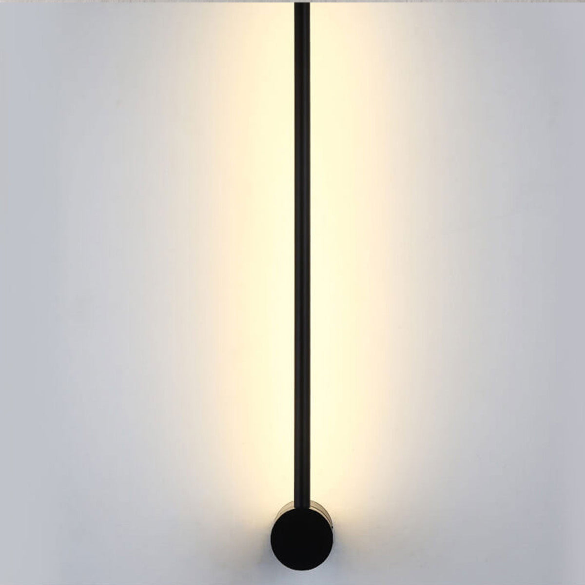 Filo | Slim Aluminum LED Wall Sconce Strip, Modern Linear Wall Light in Black or Gold for Bedroom and Hallway