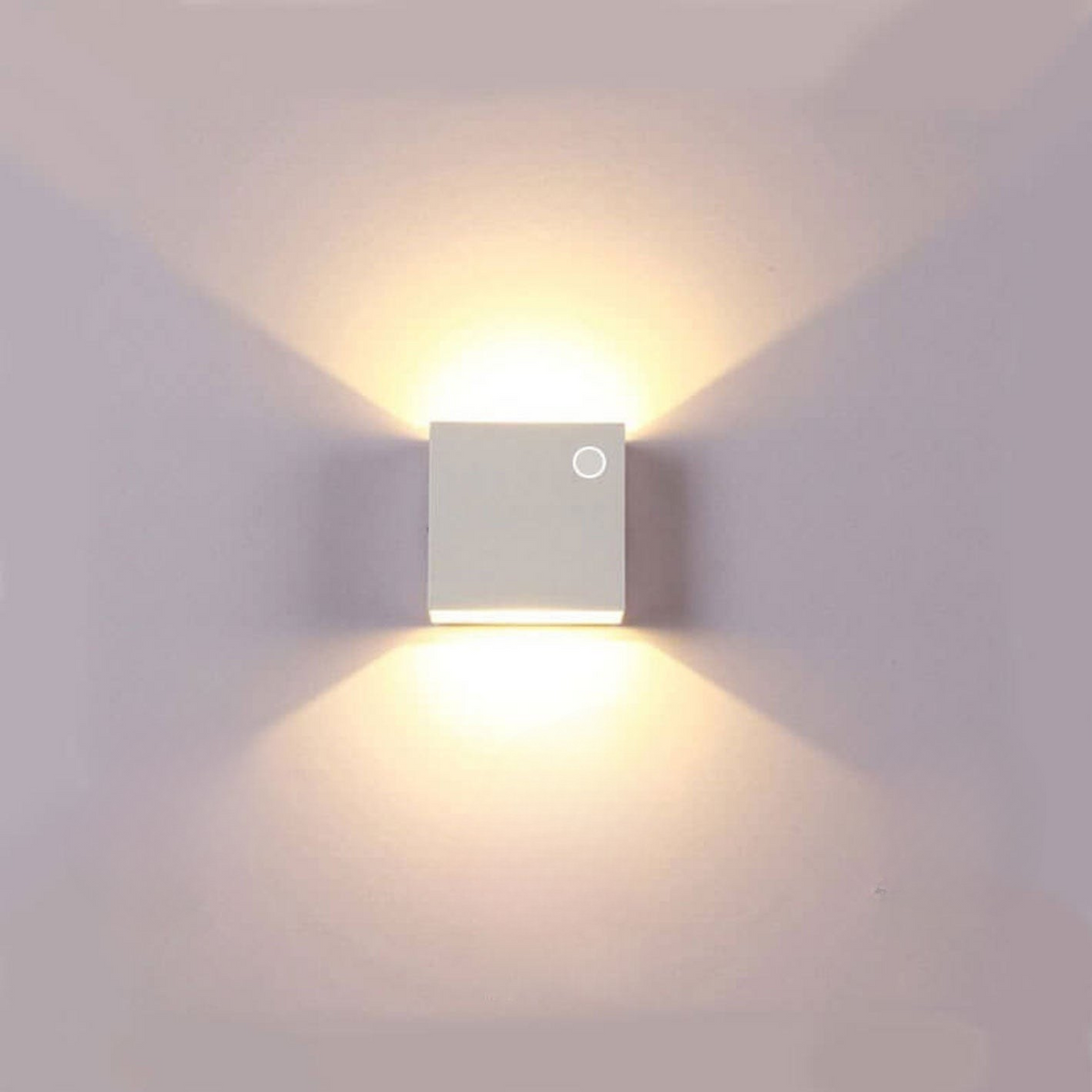 Guardia | Compact Aluminum LED Wall Light with Optional Motion Sensor, Modern Exterior Sconce for Porch