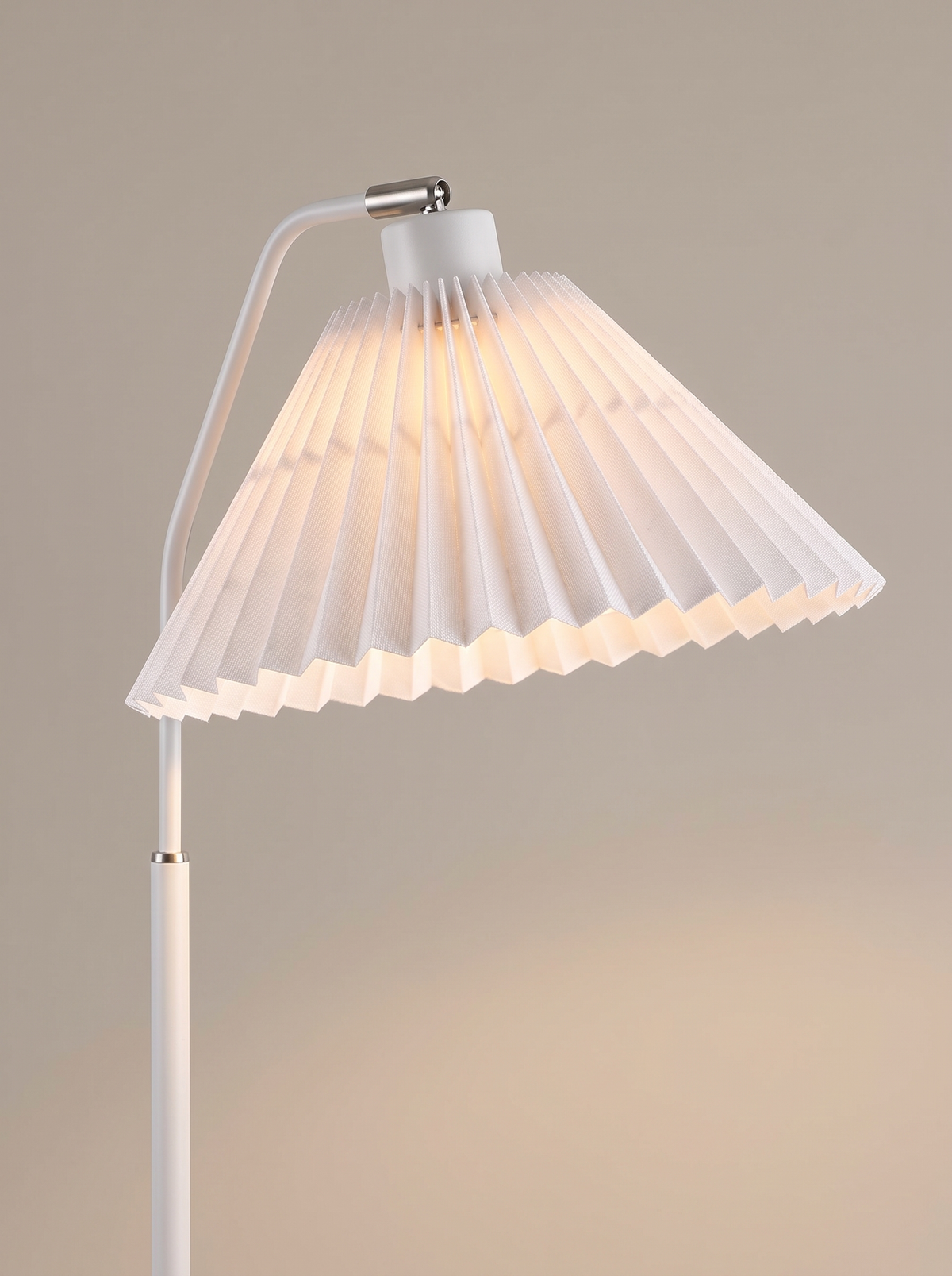 Minimalist Fabric Pleated Shade 1-Light Standing Floor Lamp image 1